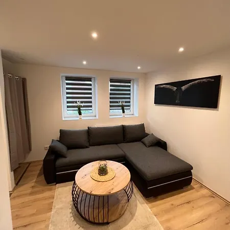 Apartment Moderne 2 Zimmer-ferienwohnung